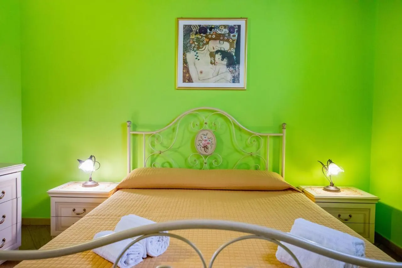 Green Hills House Cefalu 0*,  Italy